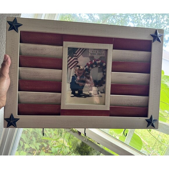 VTG WALL HANGING AMERICAN FLAG PICTURE FRAME KEY HOLDER STARS & STRIPES RUSTIC - Picture 9 of 12
